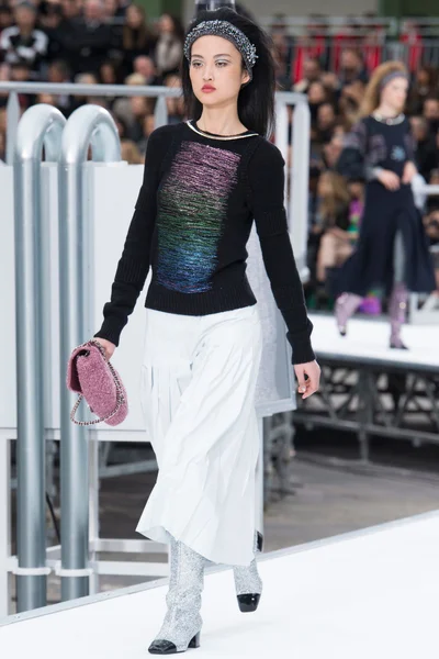 Look 66